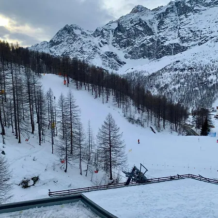 Cervinia In Out - With Terrace Апартаменти Брей-Червінія